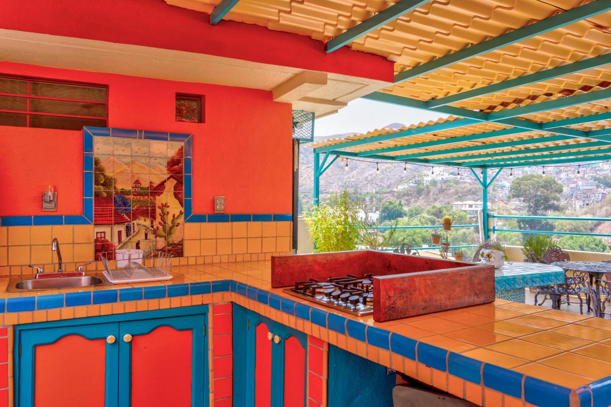 Casa De Colores Hotel 2*